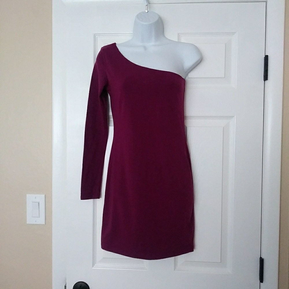 One Shoulder Tunic - Picture 5 of 5